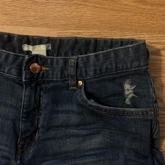 H&M Dark Denim Cutoff Shorts - Picture 4 of 6